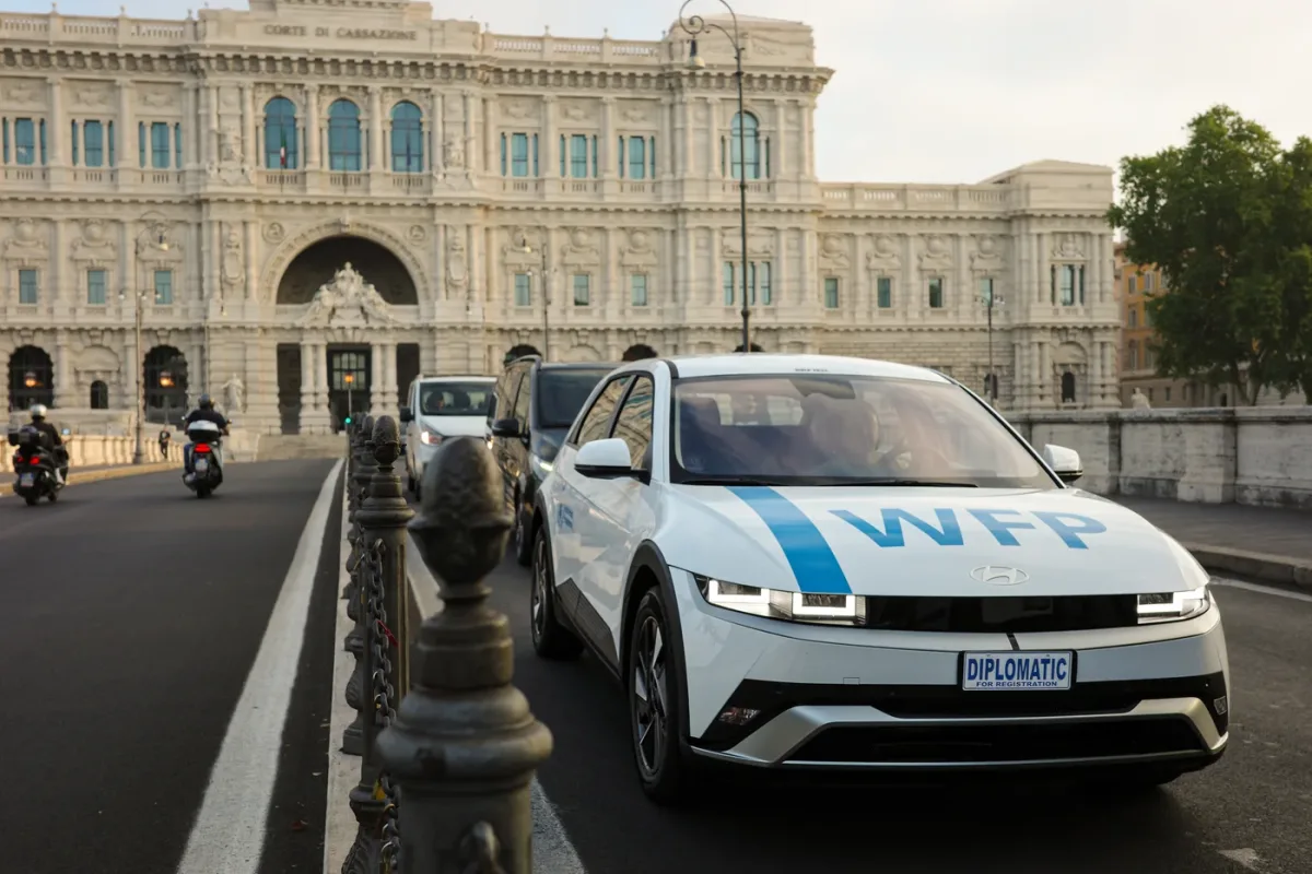 Hyundai Motor destaca los logros de la asociación del PMA en películas sobre el papel de IONIQ 5 en operaciones humanitarias sostenibles