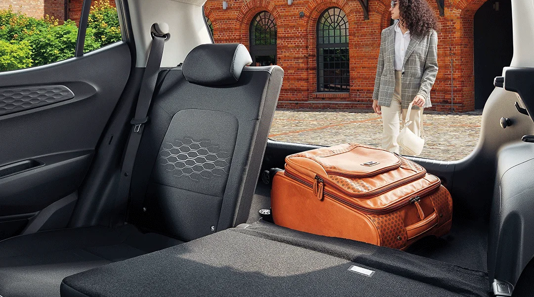 Grand i10 interior