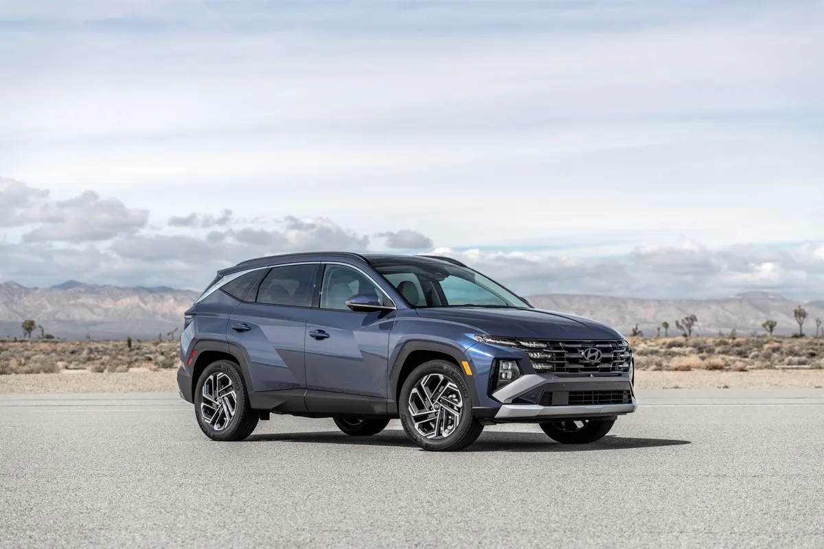 El Hyundai Tucson 2026 fue fotografiado en California City, California, el 16 de julio de 2025