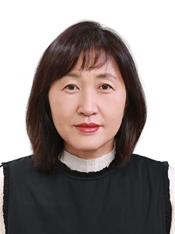 Eunsook Jin, Presidenta y Jefa de la División de Gestión de TIC en Hyundai Motor Group