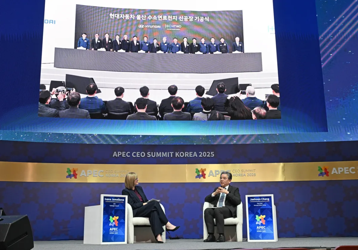 Hyundai Motor Group avanza en la visión del hidrógeno en diálogo en la Cumbre de CEO de APEC Corea 2025