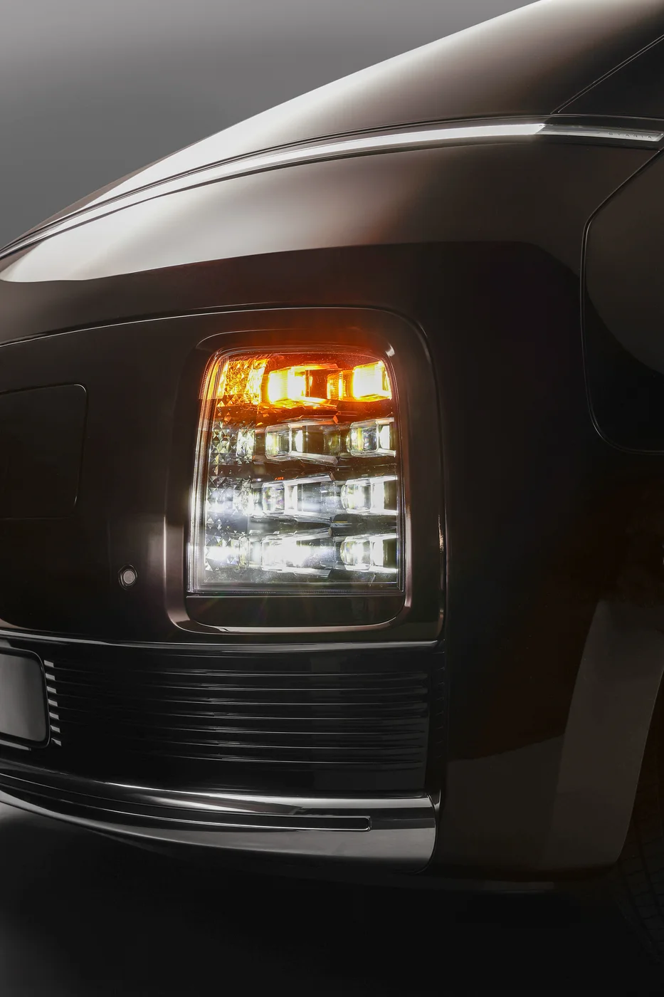 Hyundai STARIA Electric detalles